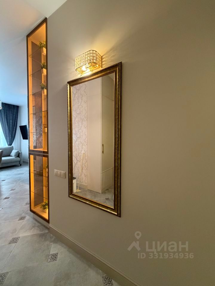 m. ZIL: Apartment, 2-rooms