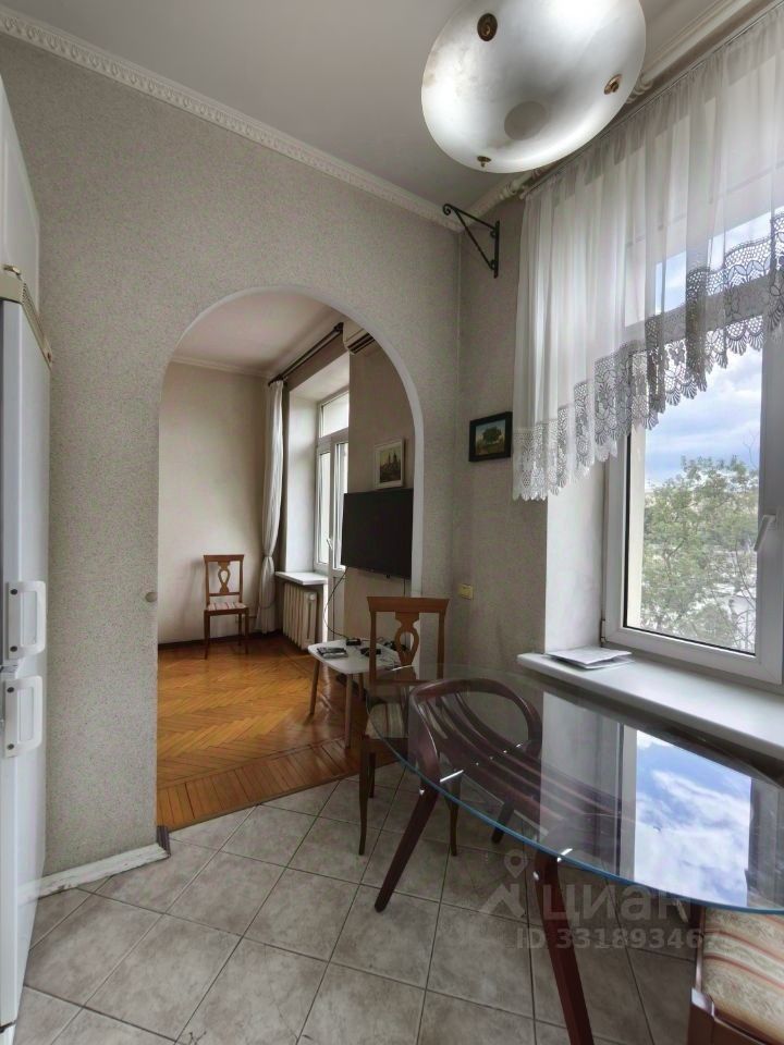 m. Kievskaya: Apartment, 2-rooms