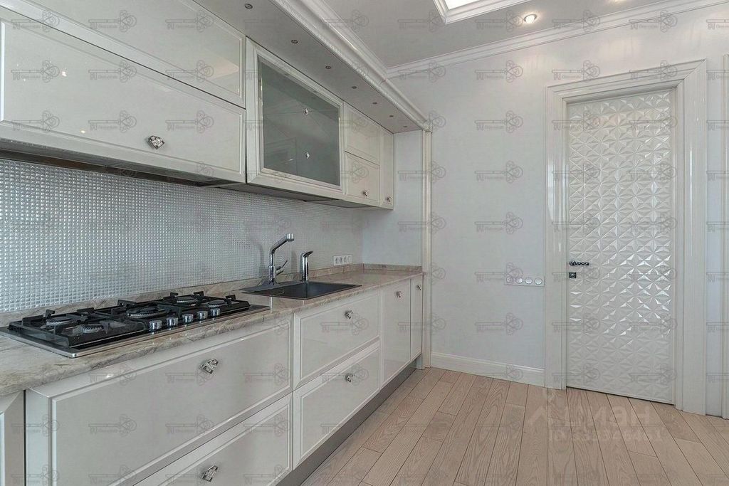 m. Krasnopresnenskaya: Apartment, 3-rooms