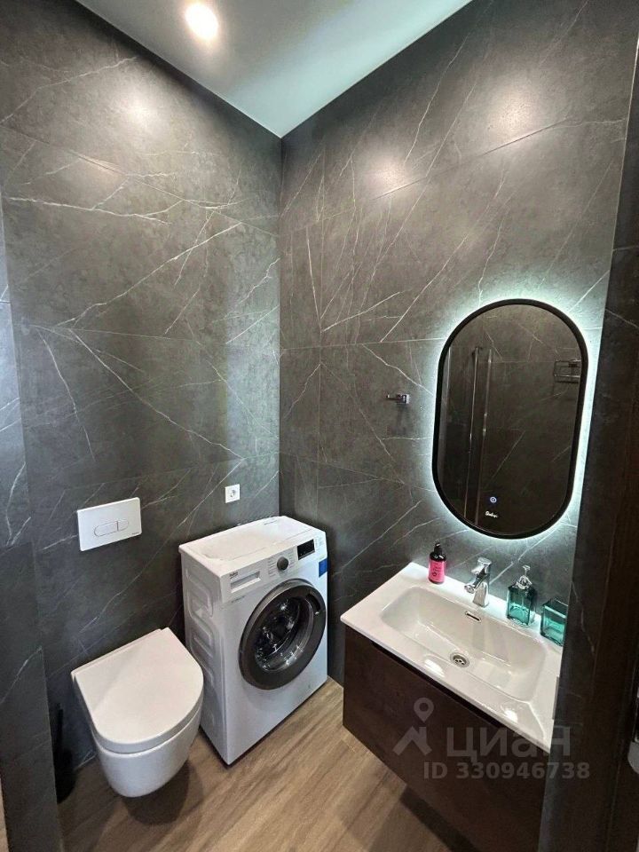 m. Aminyevskaya: Apartment, studio