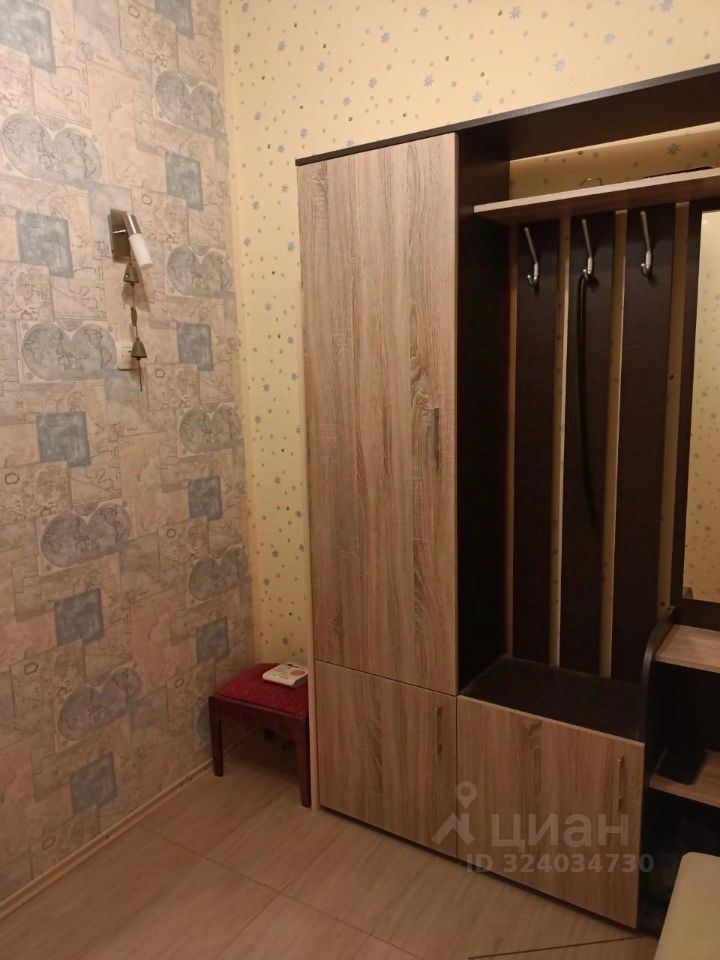 m. Krasnogorskaya: Apartment, 1-rooms
