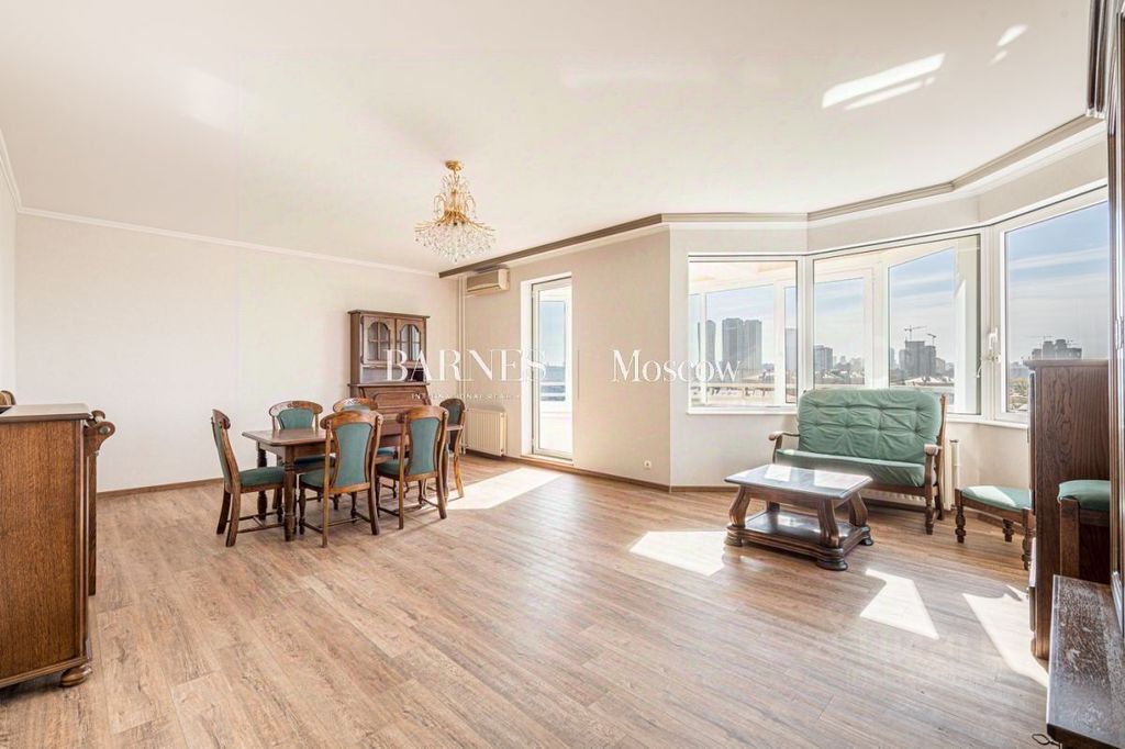 m. Studencheskaya: Apartment, 2-rooms