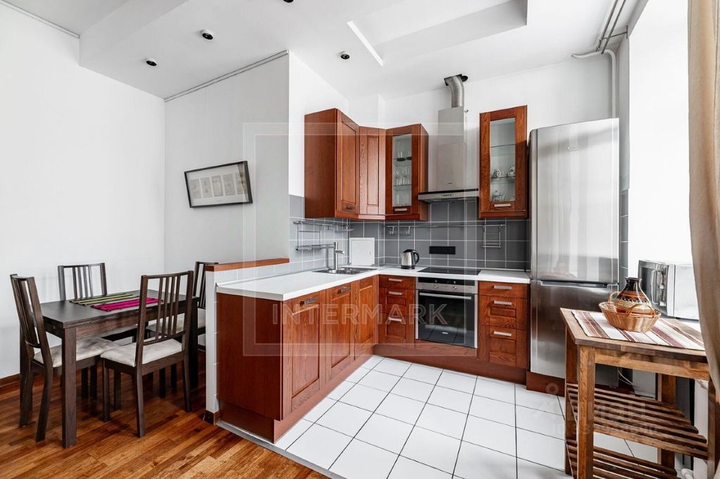 m. Polyanka: Apartment, 3-rooms
