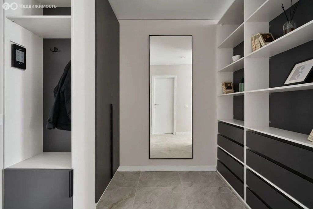 m. Verkhnie Likhobory: Apartment, studio