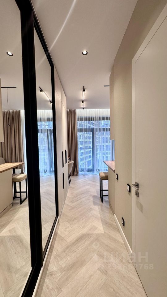 m. Shelepikha: Apartment, studio