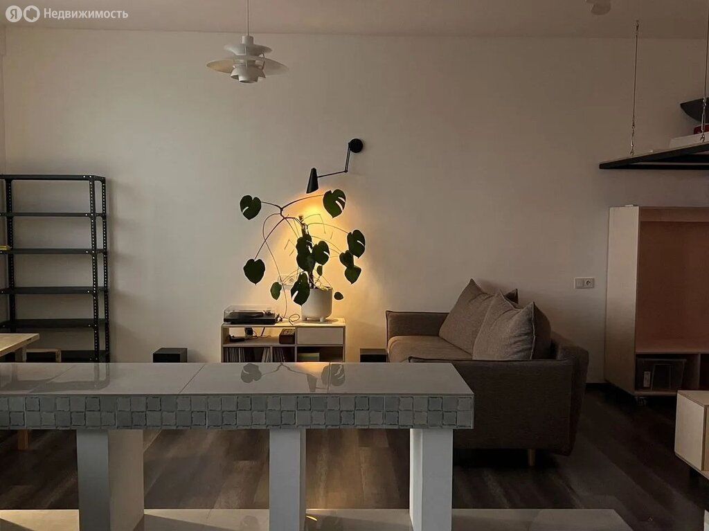 m. Tushinskaya: Apartment, studio