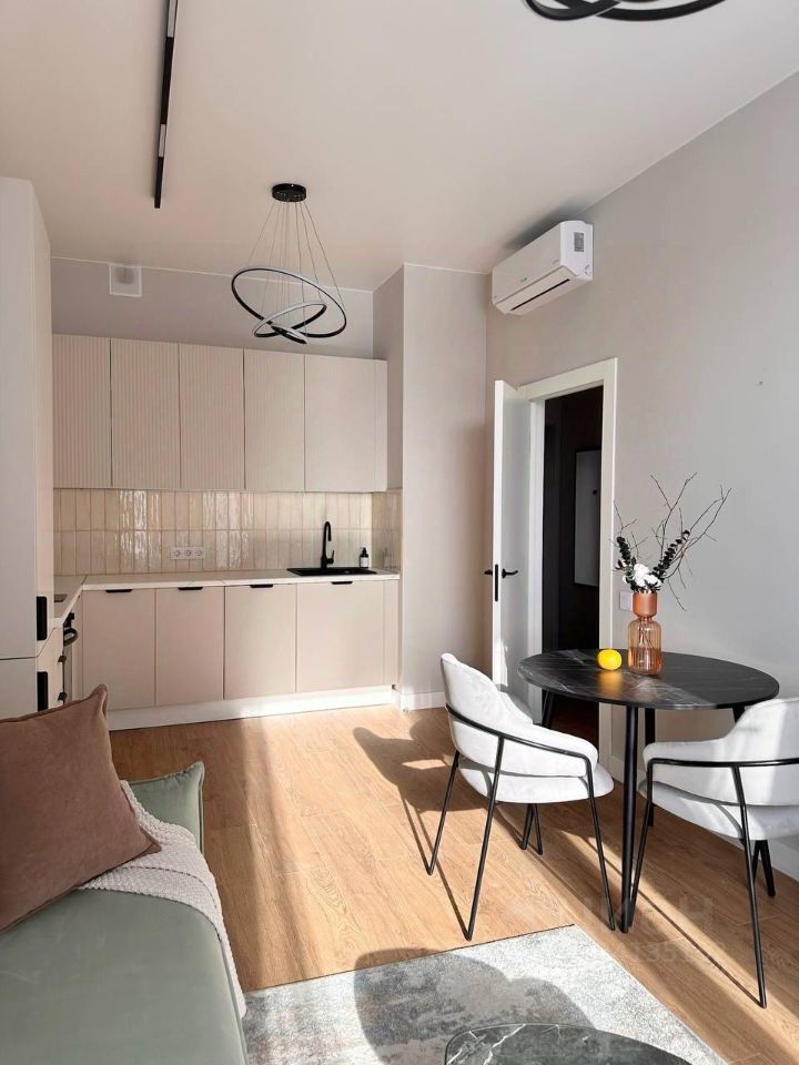 m. Verkhnie Kotly: Apartment, 1-rooms