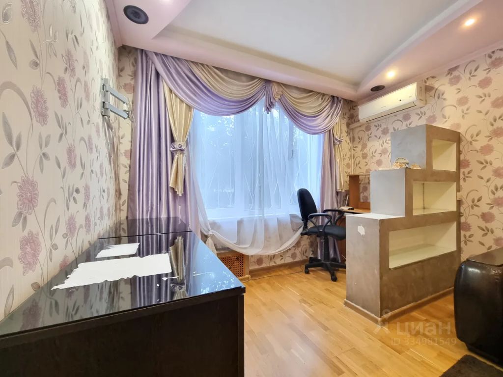 m. Strogino: Apartment, 2-rooms