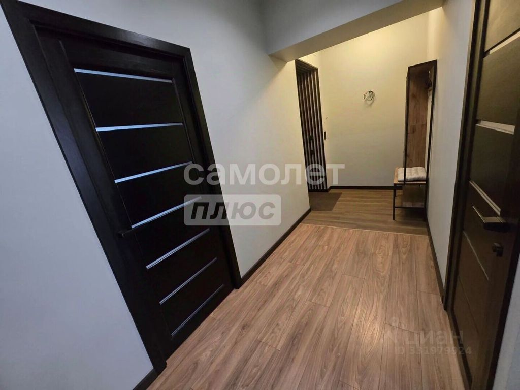 m. Serp i Molot: Apartment, 2-rooms