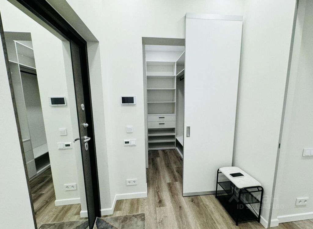 m. Novoslobodskaya: Apartment, 3-rooms