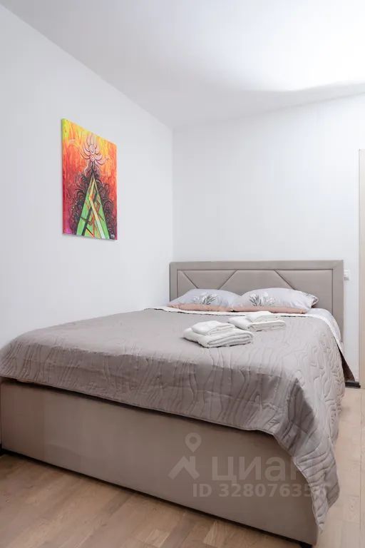m. Myakinino: Apartment, 2-rooms