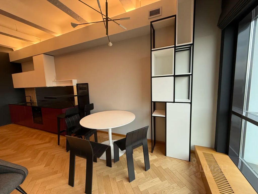 m. Baumanskaya: Apartment, 2-rooms