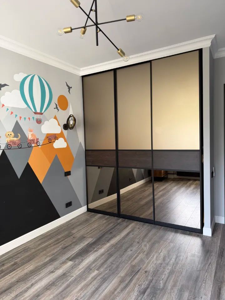 m. Ulitsa 1905 goda: Apartment, 3-rooms