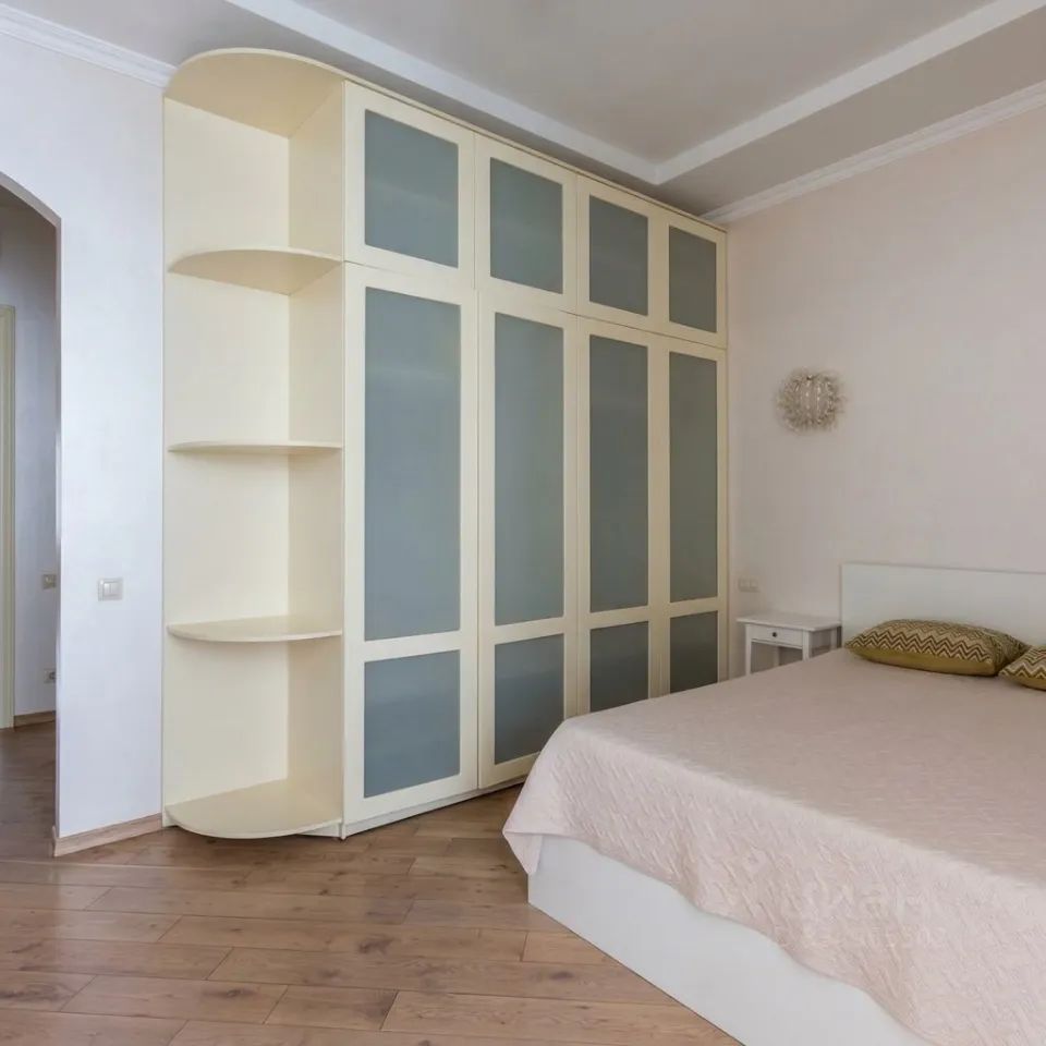 m. Tverskaya: Apartment, 4-rooms