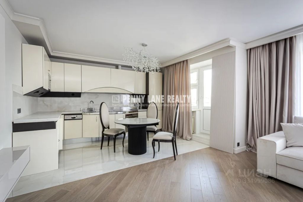 m. Smolenskaya: Apartment, 3-rooms