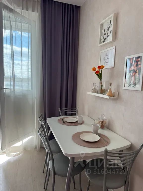 m. Levoberezhnaya: Apartment, 1-rooms