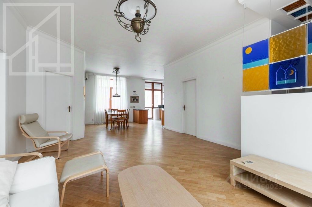 m. Mayakovskaya: Apartment, 3-rooms