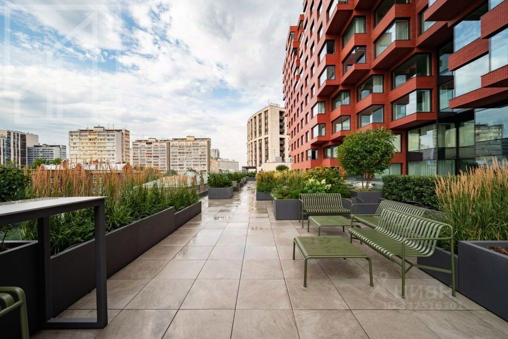 m. Krasnye vorota: Apartment, 3-rooms