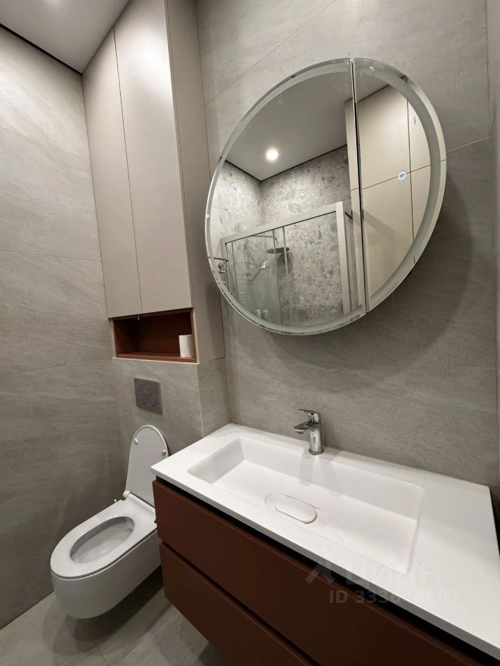 m. ZIL: Apartment, studio