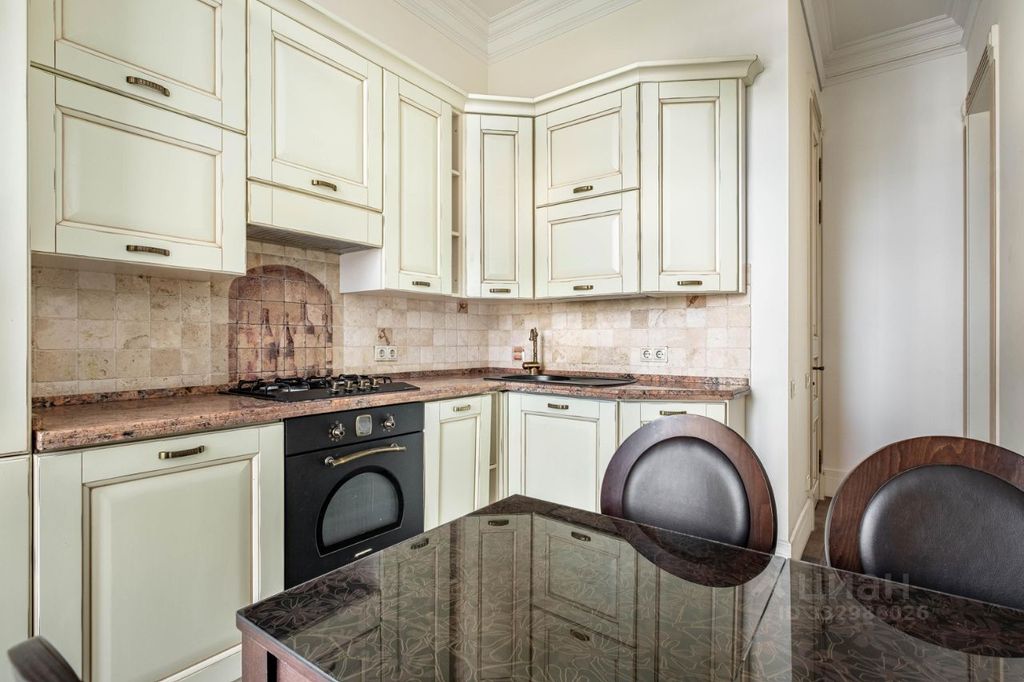 m. Kievskaya: Apartment, 2-rooms