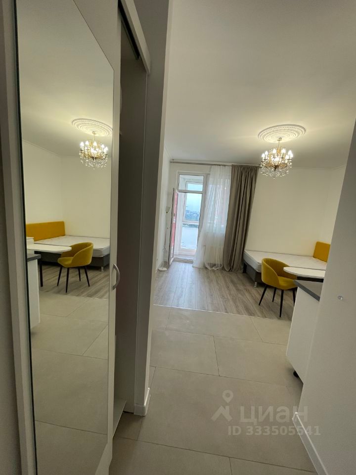 m. Strogino: Apartment, studio