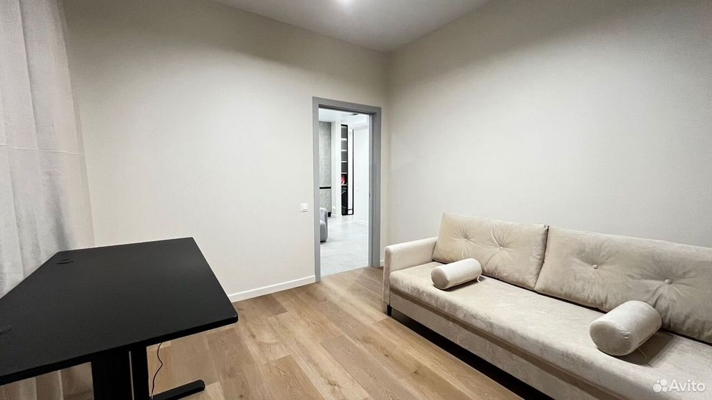 m. Trikotazhnaya: Apartment, 2-rooms