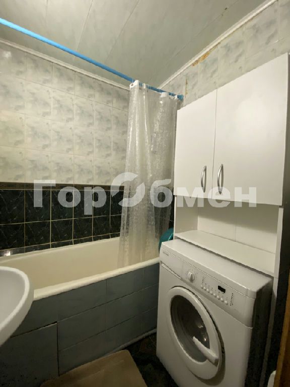 m. Lyublino: Apartment, 2-rooms