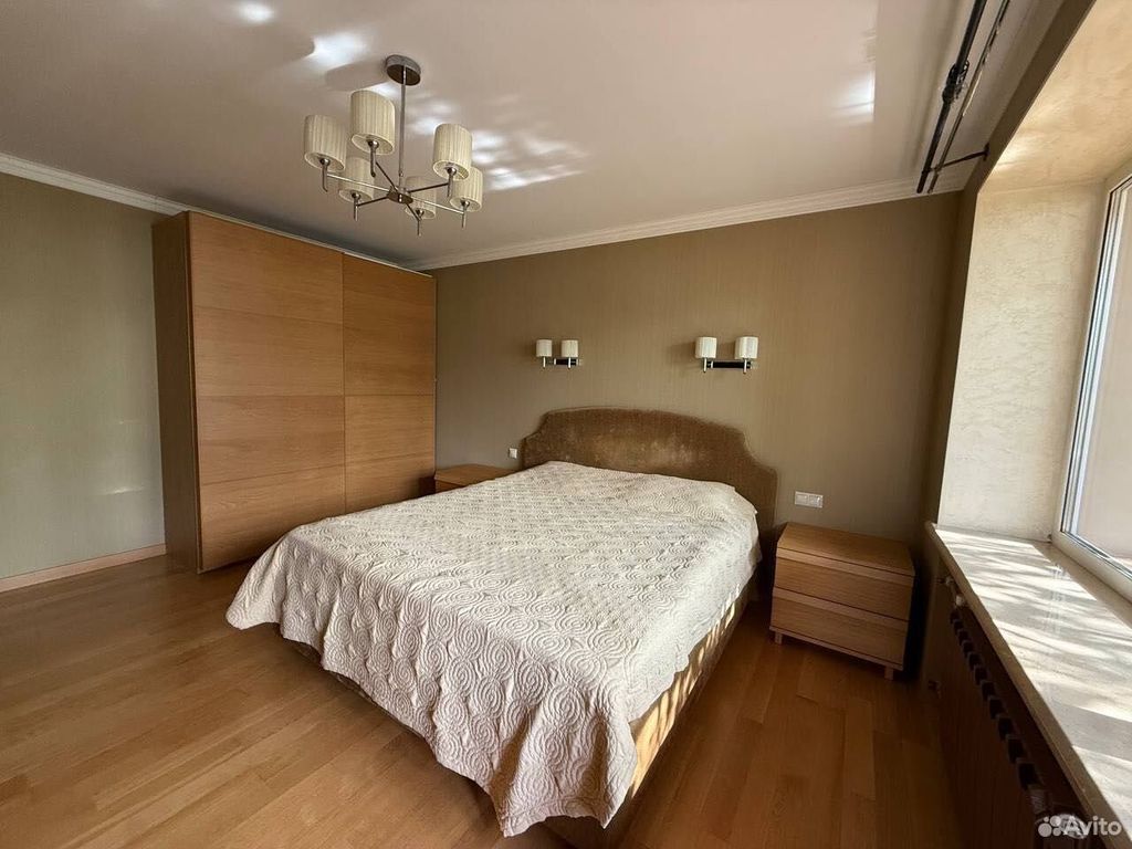 m. Kropotkinskaya: Apartment, 2-rooms