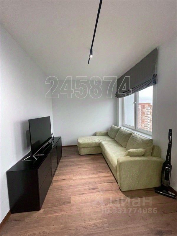 m. Oktyabrskoe pole: Apartment, 1-rooms