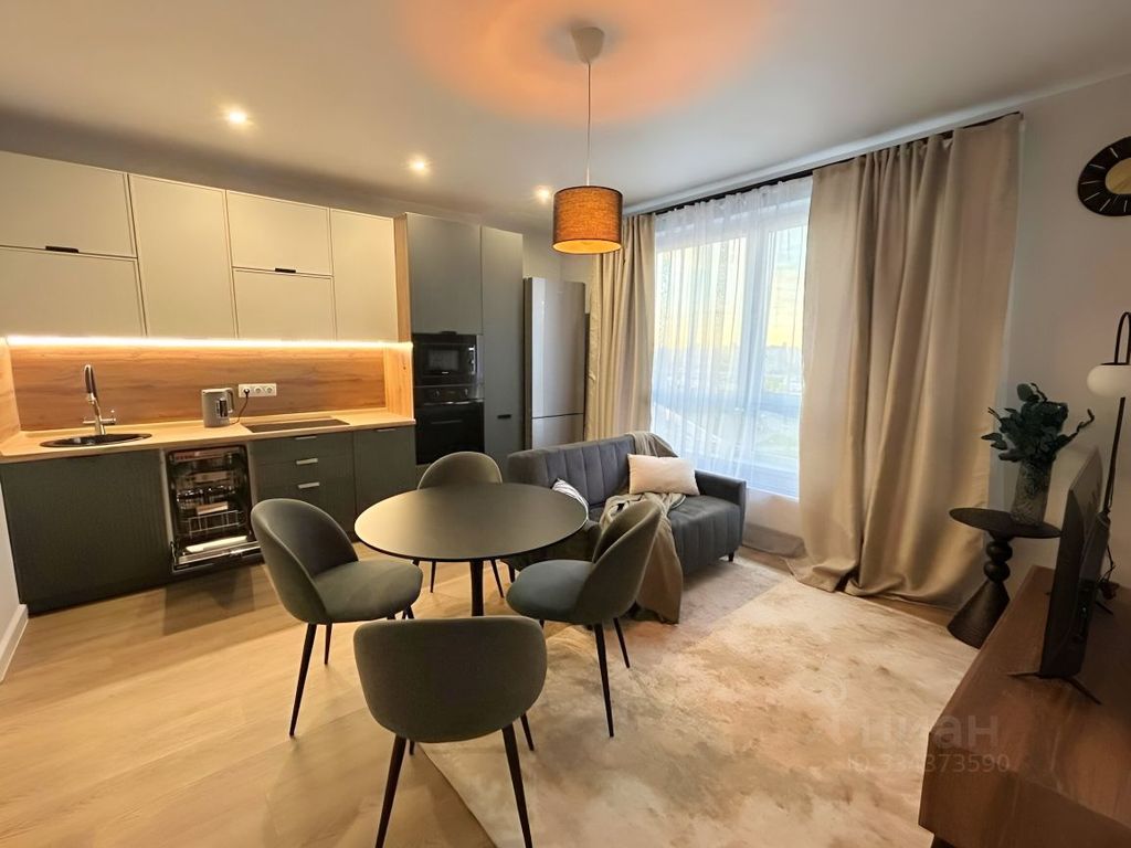 m. Aminyevskaya: Apartment, 2-rooms