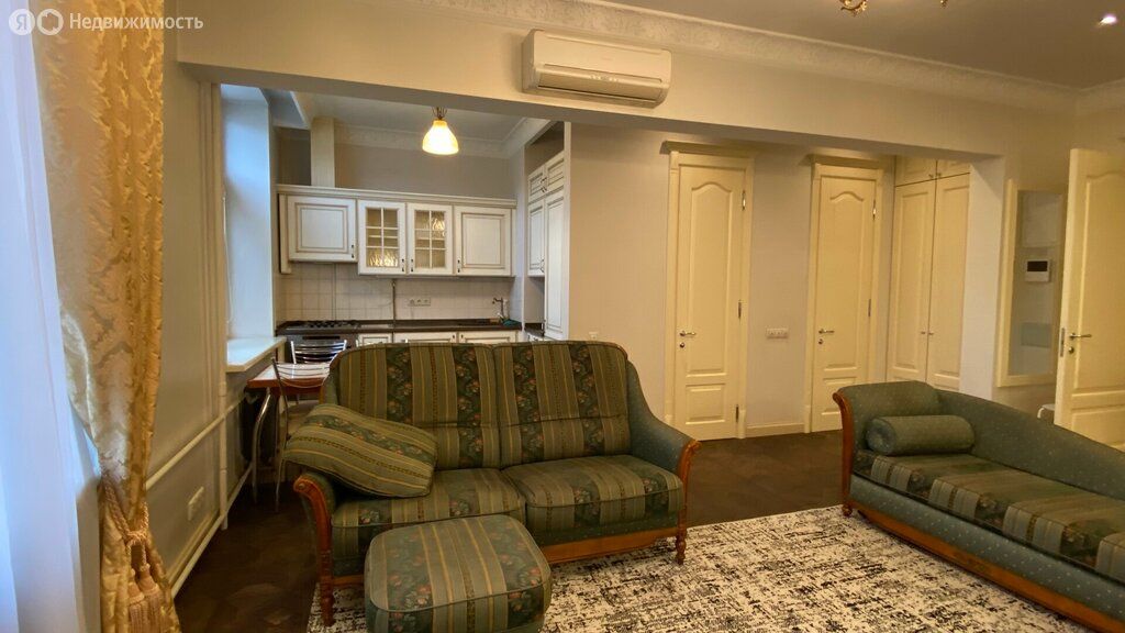 m. Mayakovskaya: Apartment, 2-rooms