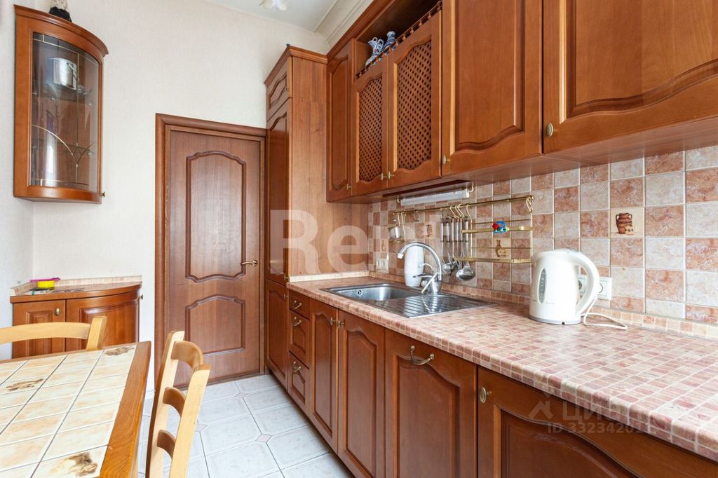 m. Tverskaya: Apartment, 2-rooms