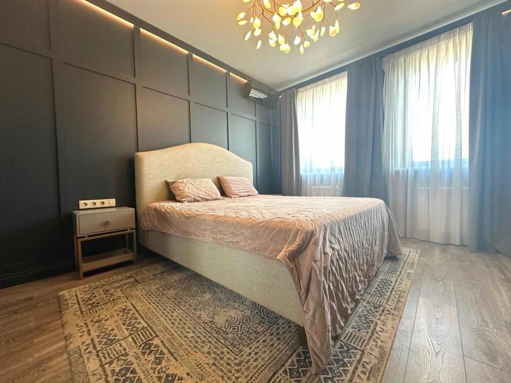 m. Universitet druzhby narodov: Apartment, 2-rooms