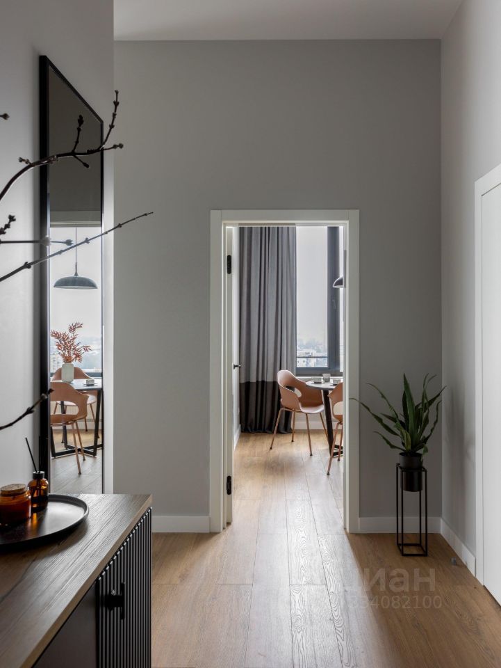 m. Verkhnie Kotly: Apartment, 2-rooms
