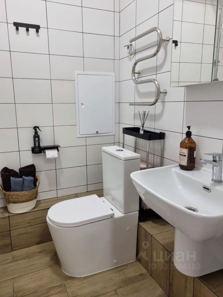 m. Strogino: Apartment, studio