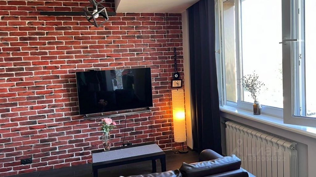 m. ZIL: Apartment, studio