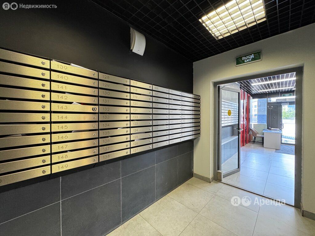 m. ZIL: Apartment, 1-rooms