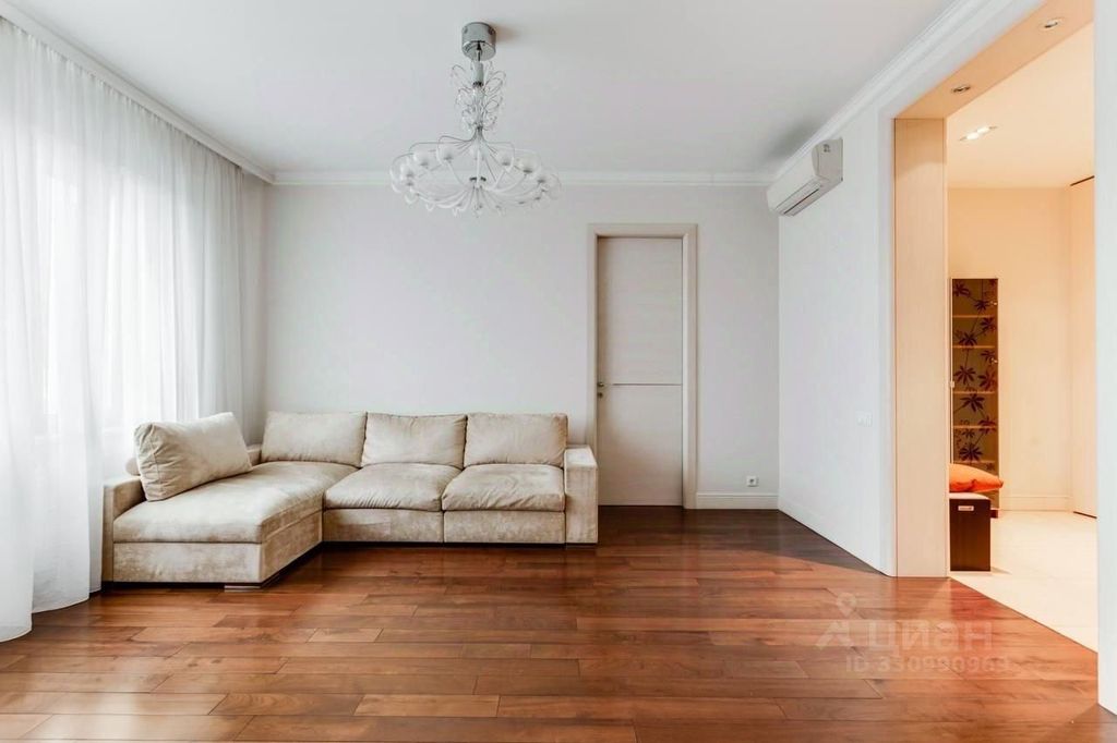 m. Slavyansky bulvar: Apartment, 2-rooms