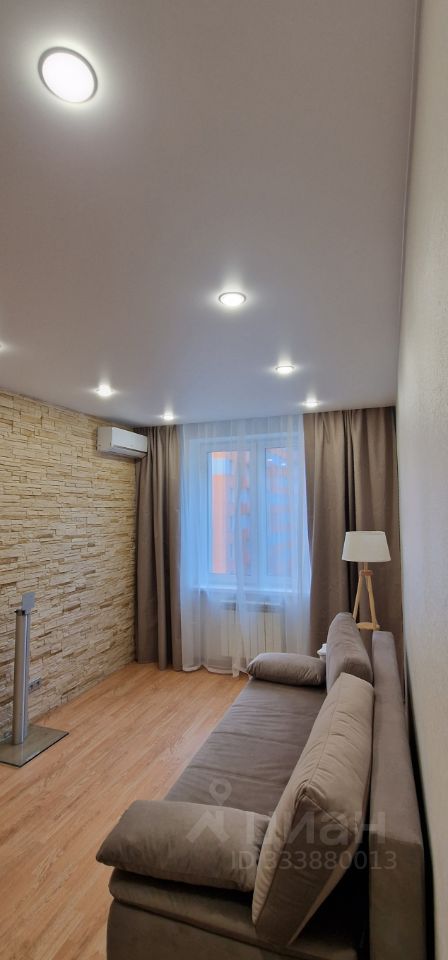 m. Pionerskaya: Apartment, 2-rooms