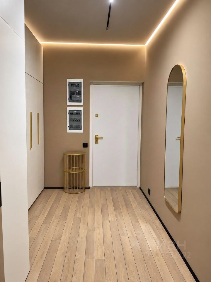 m. Dubrovka: Apartment, studio
