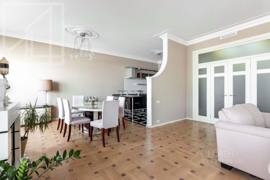 m. Mayakovskaya: Apartment, 4-rooms