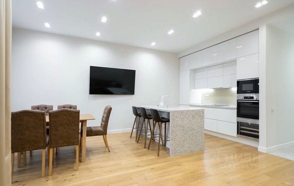 m. Dinamo: Apartment, 3-rooms