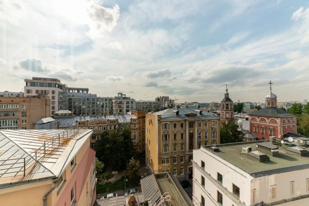 m. Kurskaya: Apartment, 4-rooms