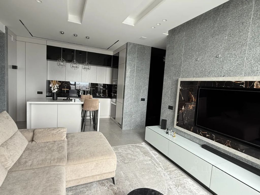 m. Michurinsky prospekt: Apartment, 3-rooms