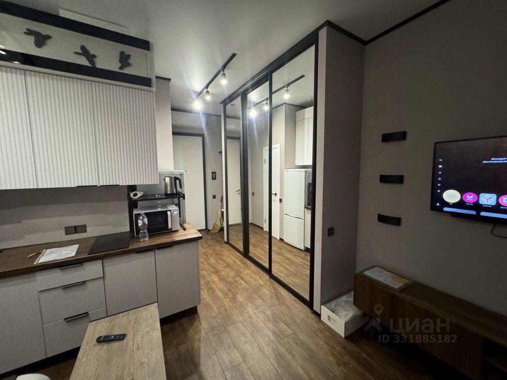 m. Shelepikha: Apartment, studio