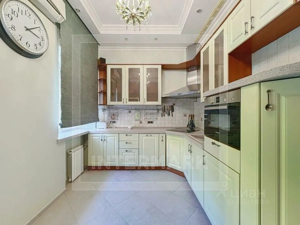 m. Tverskaya: Apartment, 3-rooms