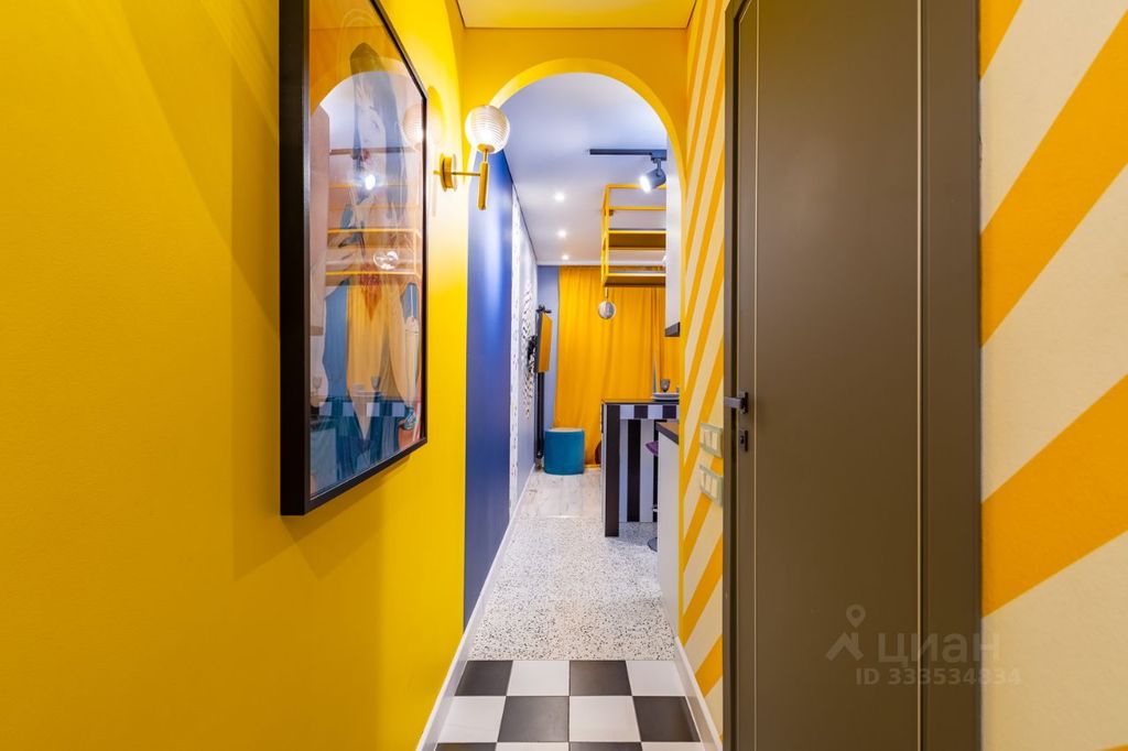 m. Tulskaya: Apartment, studio