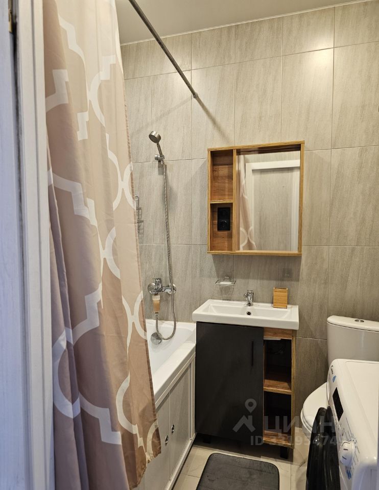 m. Fabrichnaya: Apartment, 1-rooms