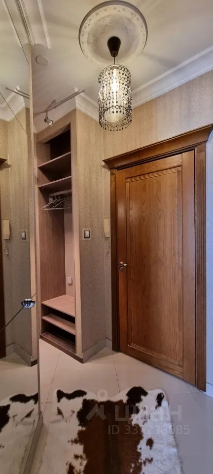 m. Kropotkinskaya: Apartment, 1-rooms