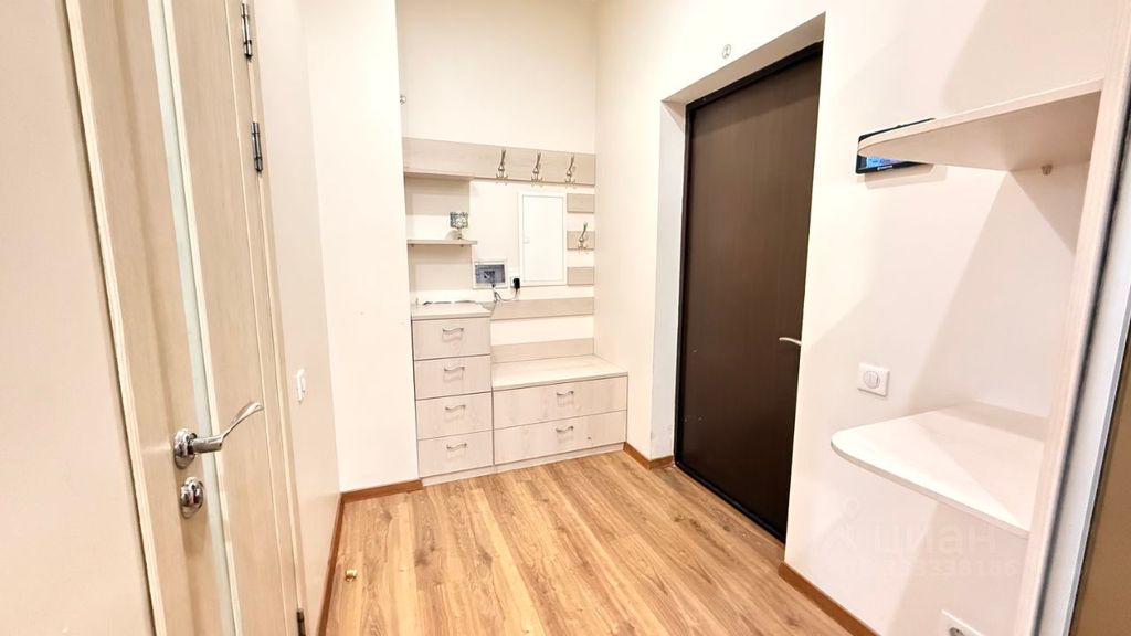 m. Pyatnitskoe shosse: Apartment, 3-rooms
